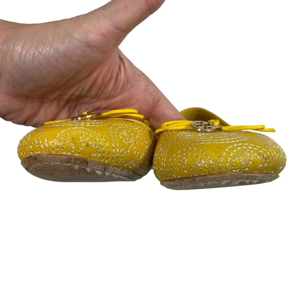 Tory‎ Burch Chelsea Stitched Ballet Flats Yellow Stitched Logo Leather 6.5M
